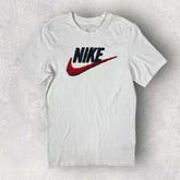 Nike Graphic T-shirt - S