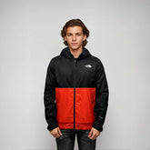The North Face Rain Jacket - M
