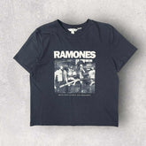 Ramone’s Graphic T-shirt - M