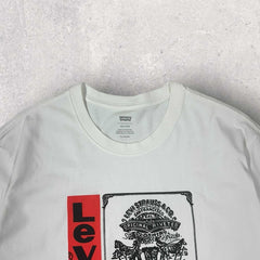 Levi’s Graphic T-shirt - XL