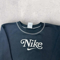 Nike Graphic Sweatshirt - XS