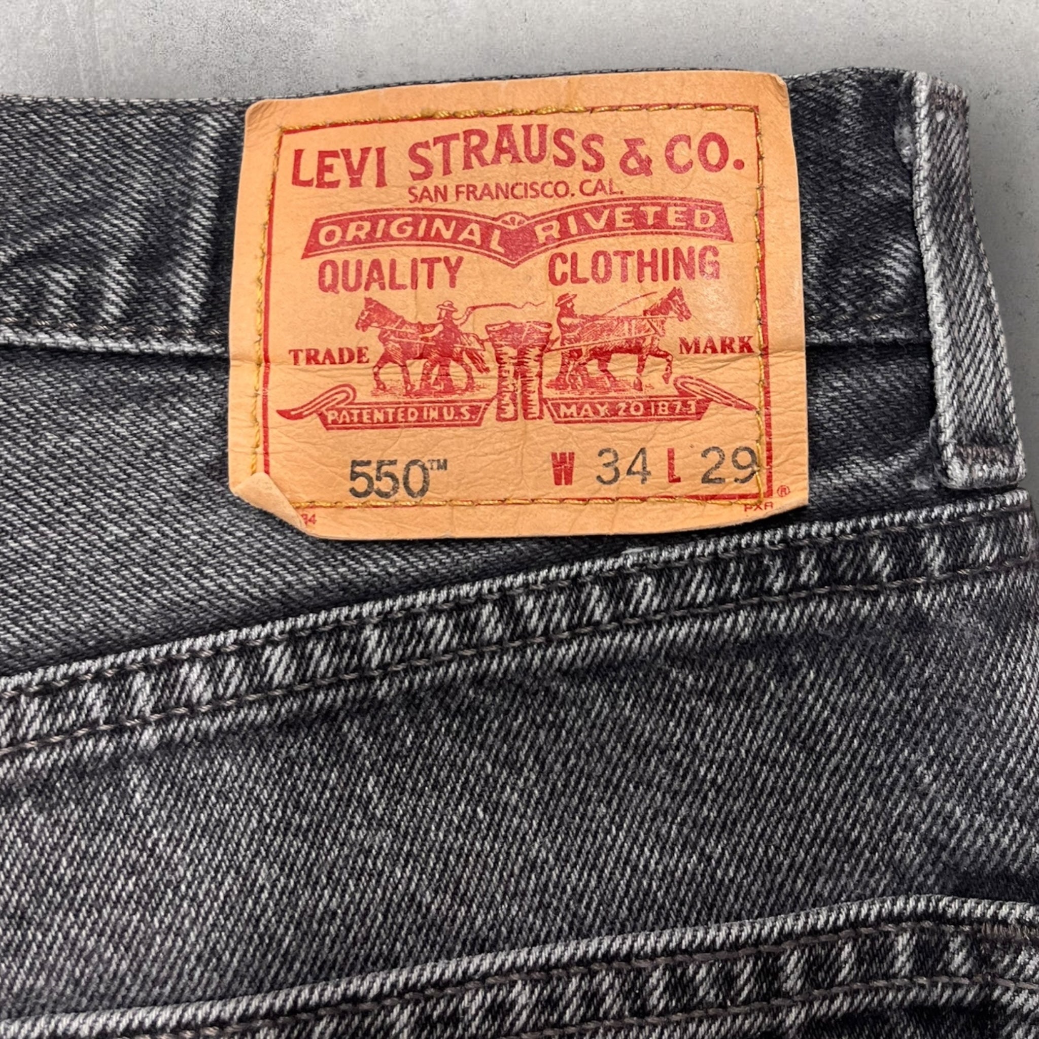 Levi's 550 Relaxed Fit Jeans  - W34 L28