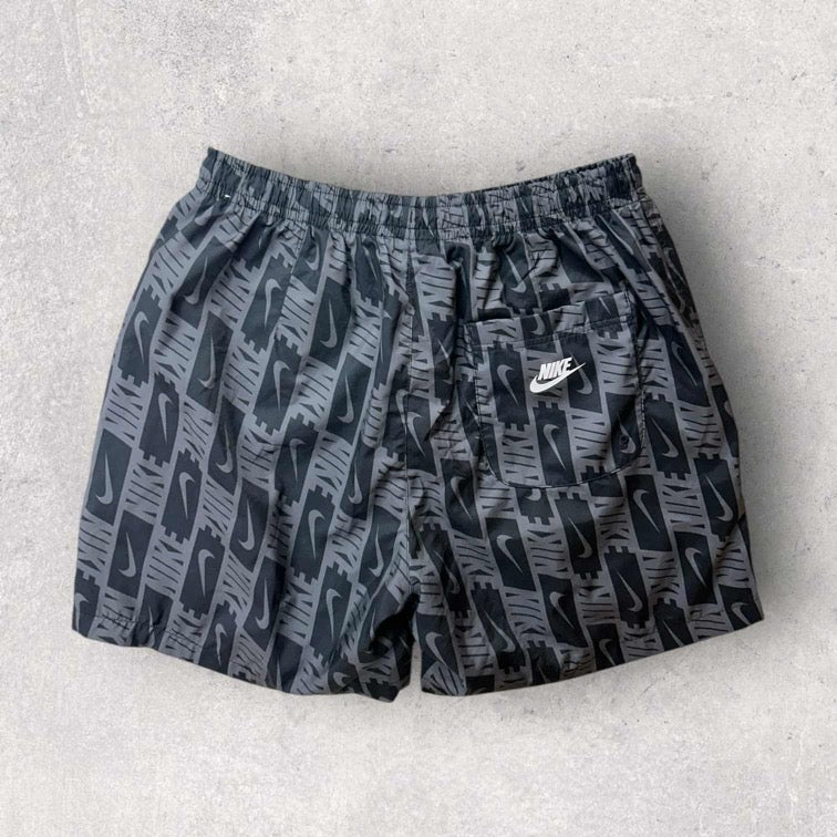 Nike Sports Shorts - L