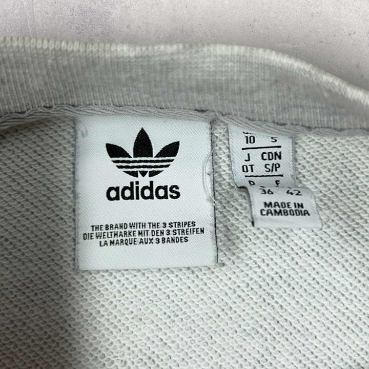 Adidas Sweatshirt - UK10