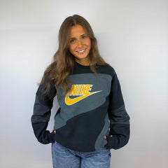 Nike Reworked Sweatshirt - M