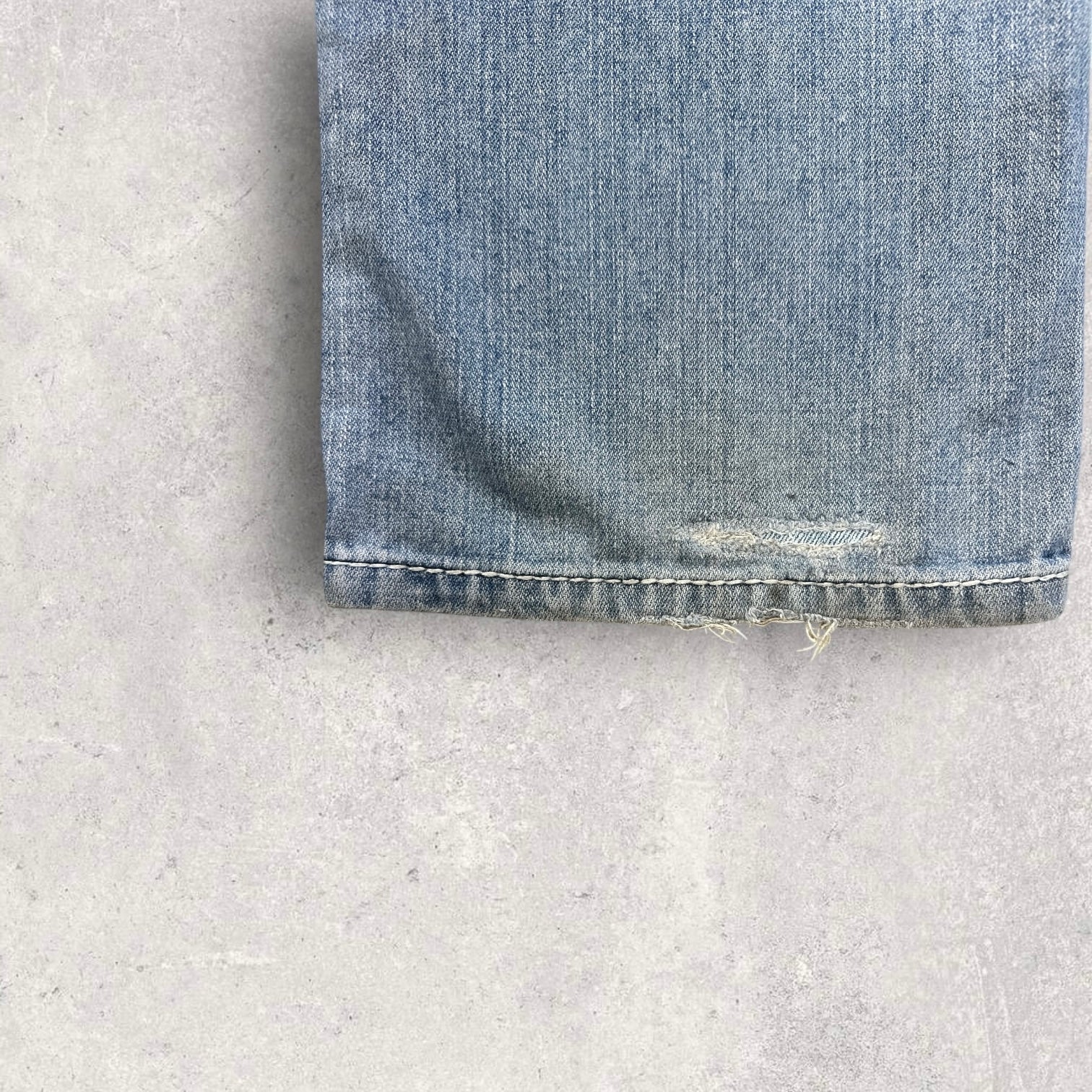 True Religion Distressed Baggy Jeans - W36 L32