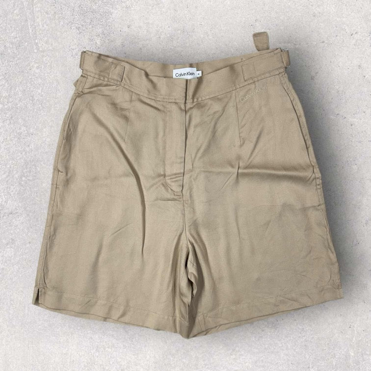 Calvin Klein Shorts - 36