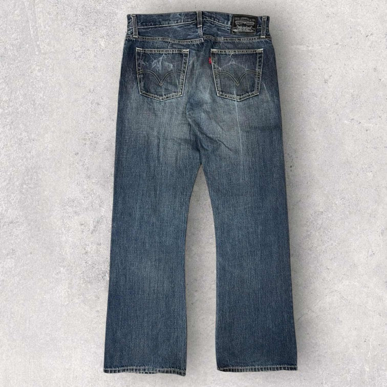 Levi’s 527 Low Bootcut Jeans - W35 L33.5