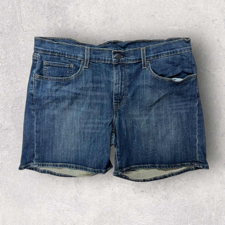 Levi’s Shorts - W36