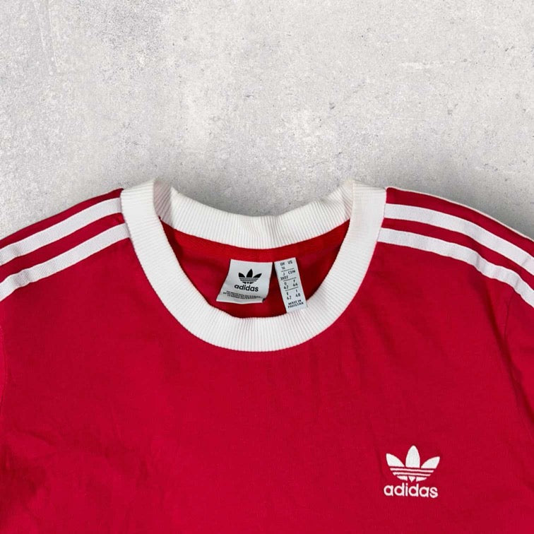 Adidas T-shirt - UK16