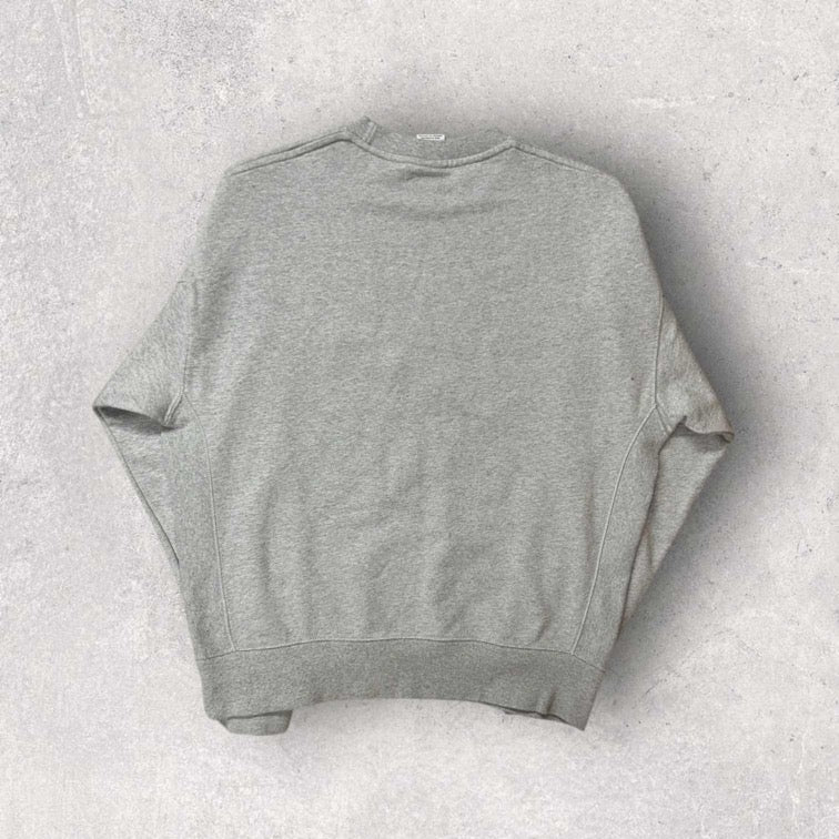 Nike Graphic Sweatshirt - M