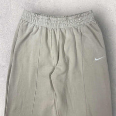 Nike Joggers - M