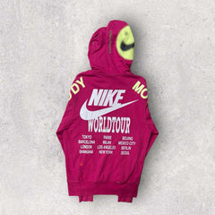 Nike Graphic Hoodie - XS