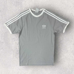 Adidas T-shirt - M