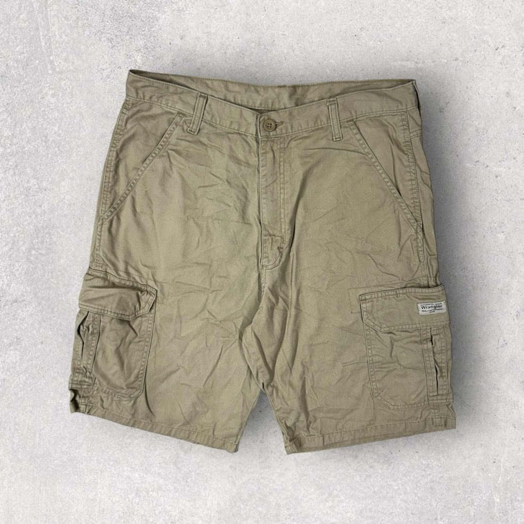 Wrangler Cargo Shorts - W32