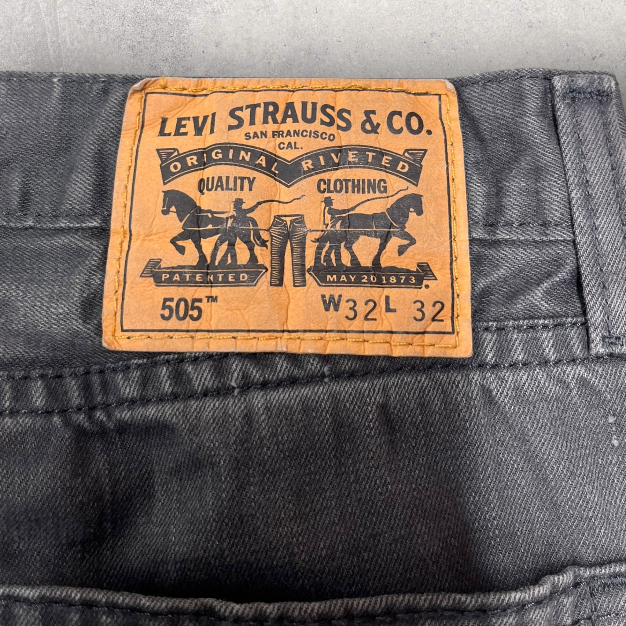 Levi's 505 Straight Fit Jeans - W32 L31