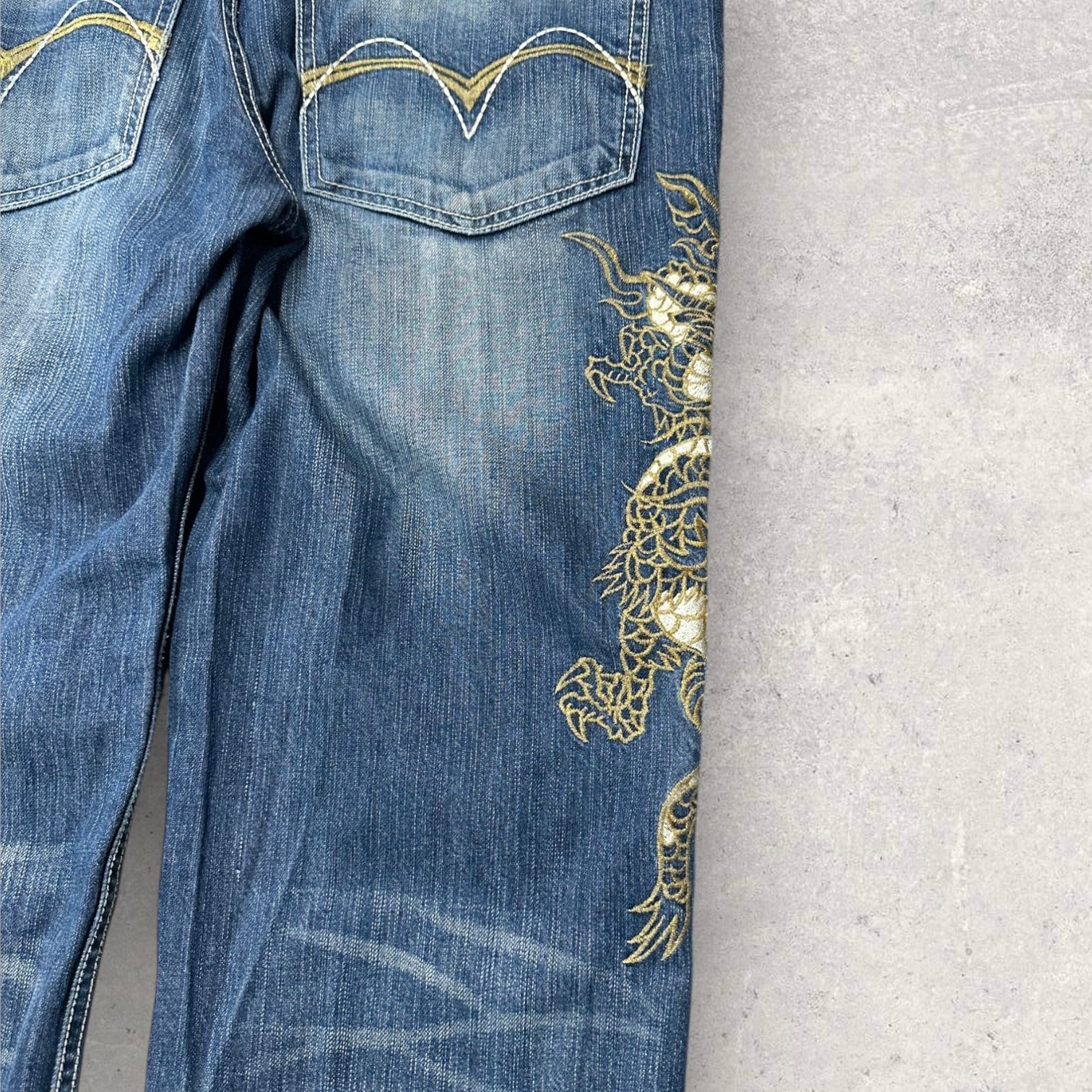 Embroidered Dragon Baggy Jeans - W32 L30