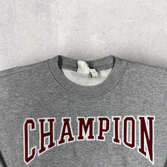 Champion Graphic Sweatshirt - M