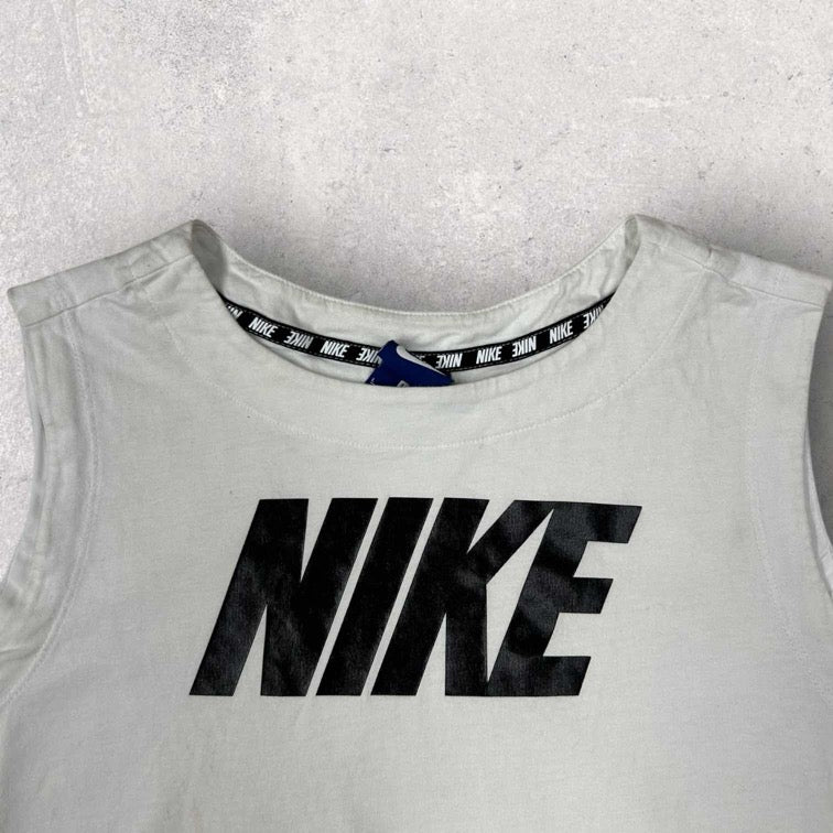 Nike Graphic Tank - L