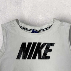 Nike Graphic Tank - L