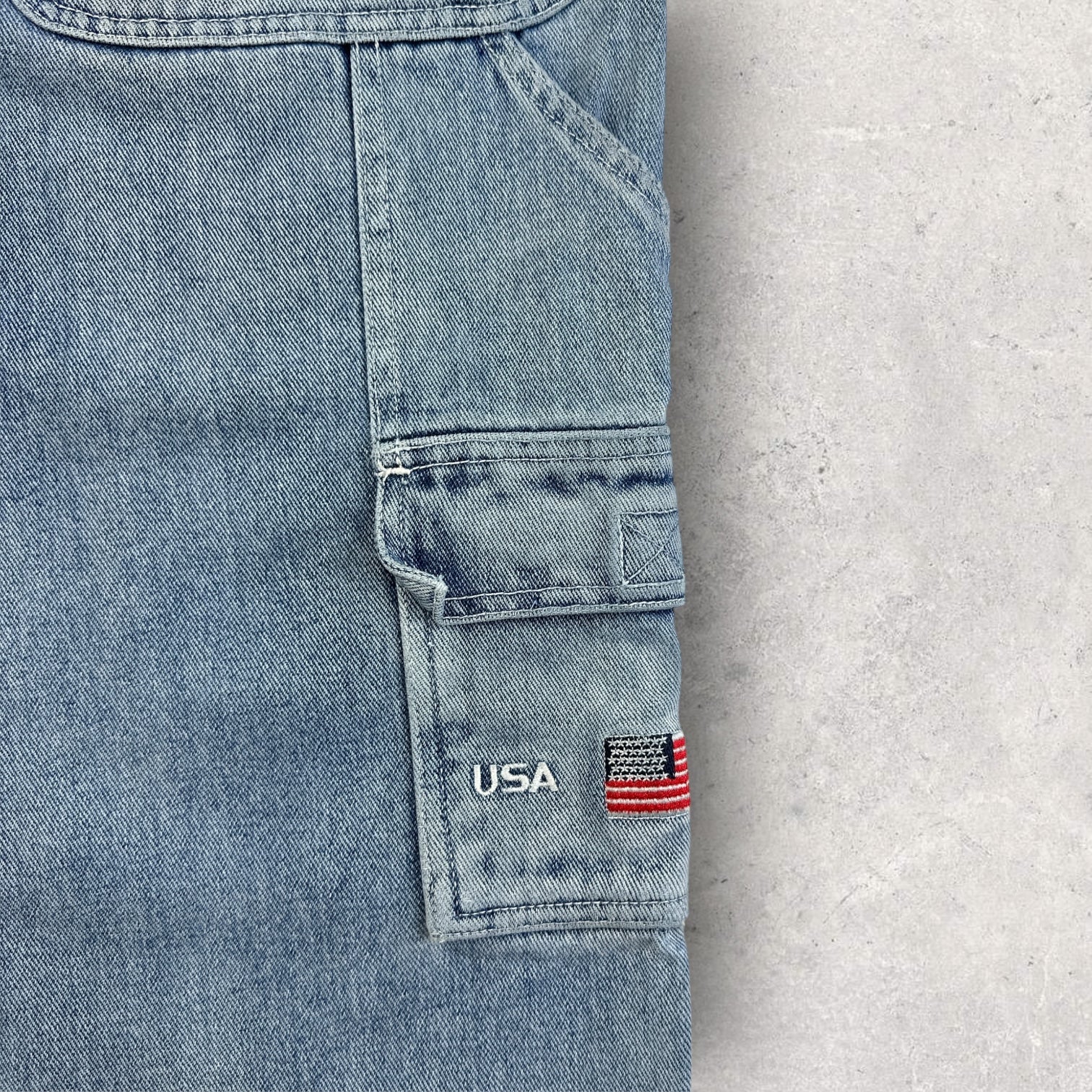 USA Jeans Baggy Embroidered Cargo Jeans -W30 L32.5