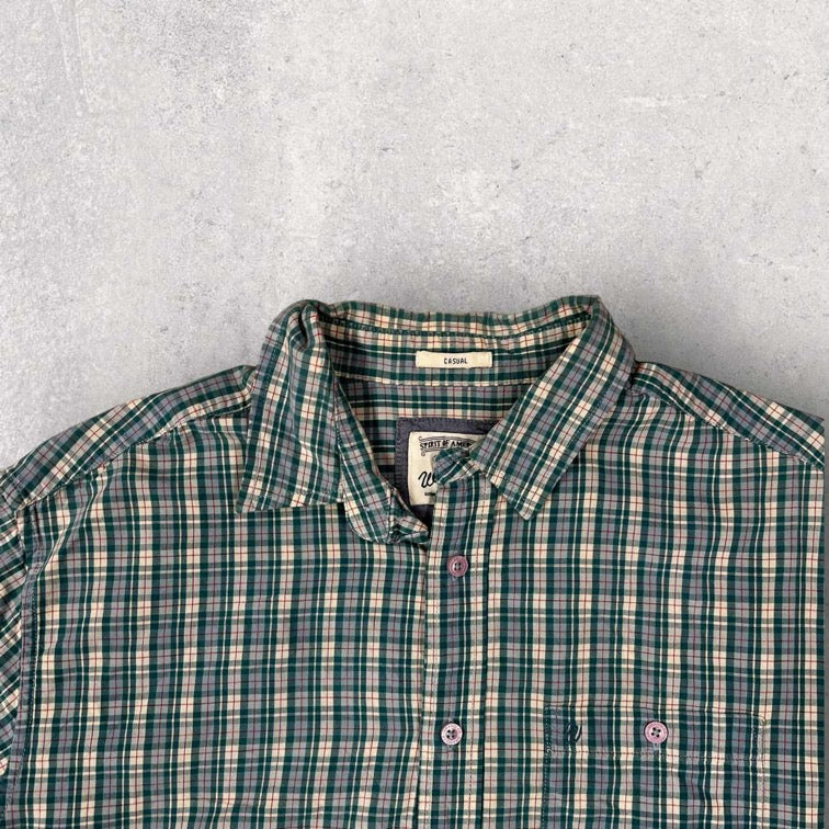 Wrangler Buttonup Shirt - M