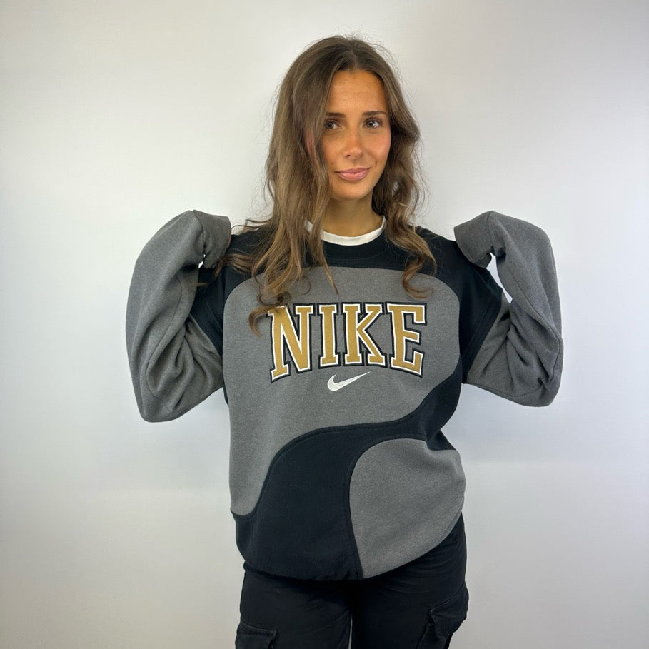 Nike Reworked Sweatshirt - M