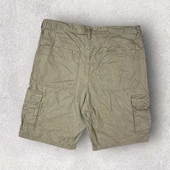 Wrangler Cargo Shorts - W32