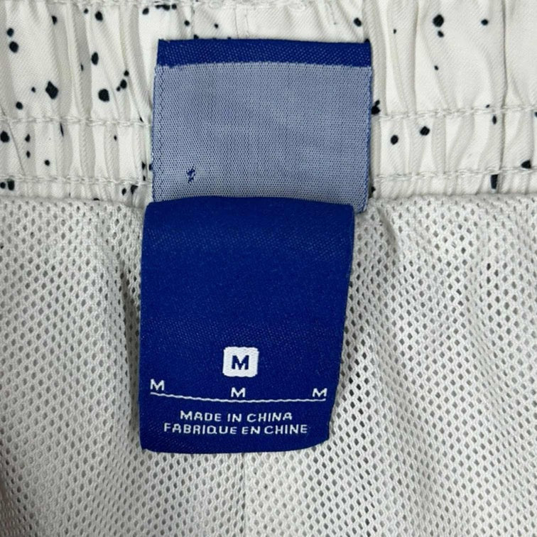 Nike Sports Shorts - M