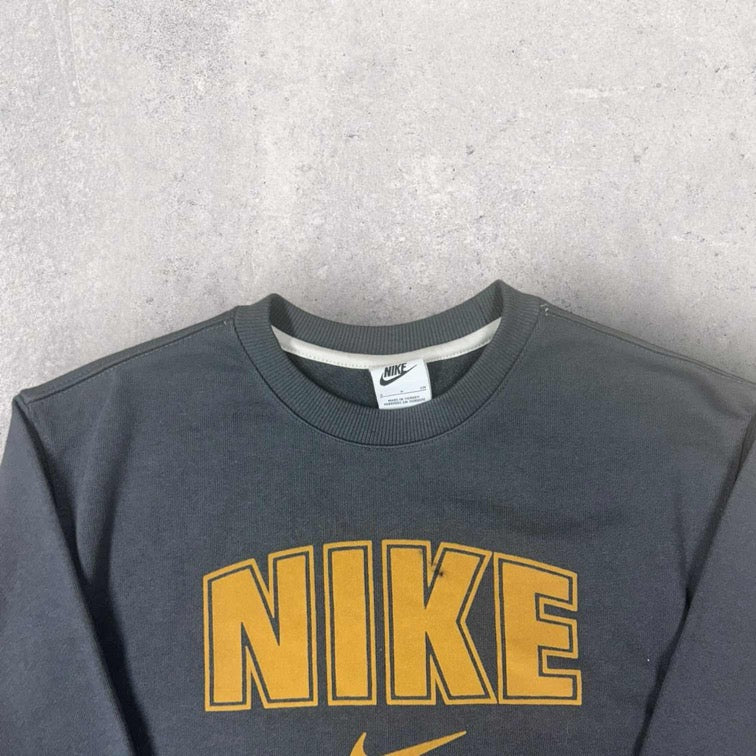Nike Graphic Sweatshirt - S