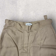 Calvin Klein Shorts - 36