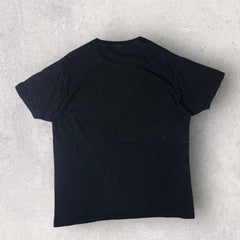 Attack on Titan  Graphic T-shirt- L