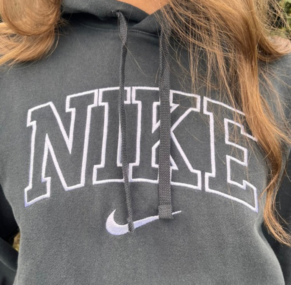 Nike Graphic Hoodie - XS