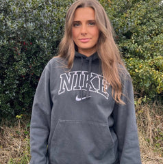 Nike Graphic Hoodie - XS