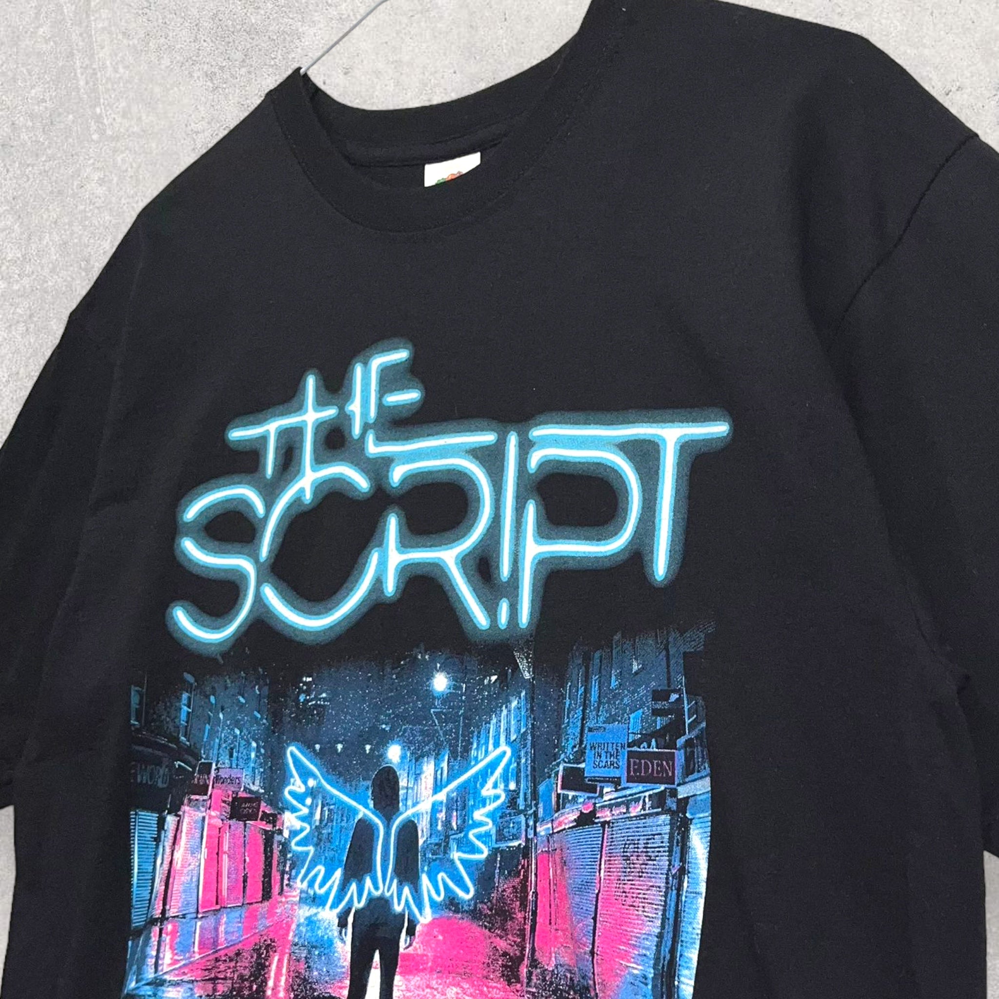 The Script Graphic T-Shirt - M