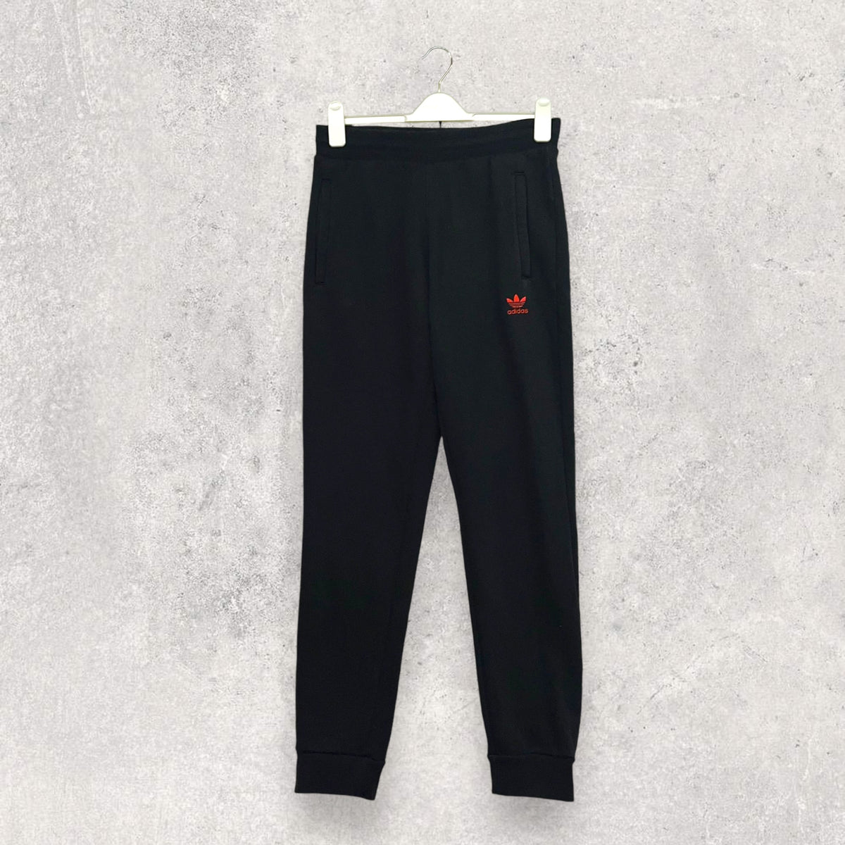 Adidas Joggers - M